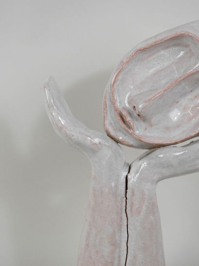École XXe.
Visage dans les mains. 
Sculpture...