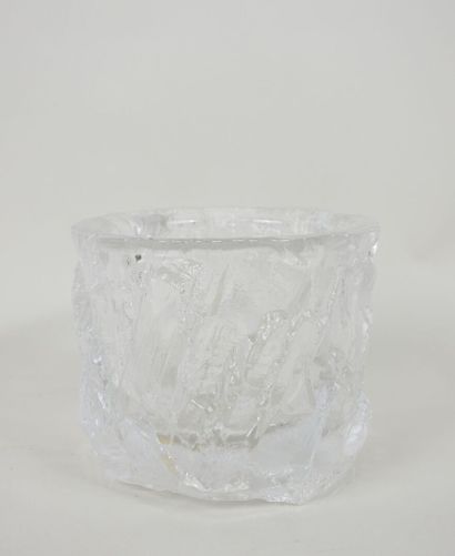 DAUM France.
Pot circulaire en cristal modèle...