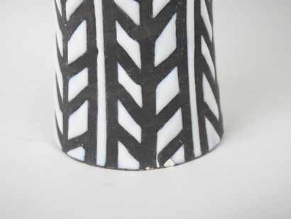 Roger CAPRON (1922-2006) à VALLAURIS.
Vase...
