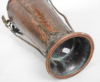 WMF (WÜRTTEMBERGISCHE METALLWARENFABRIK).
Vase...