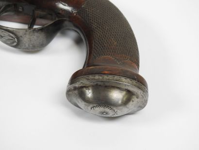 Pistolet à silex, canon à pans avec inscription...