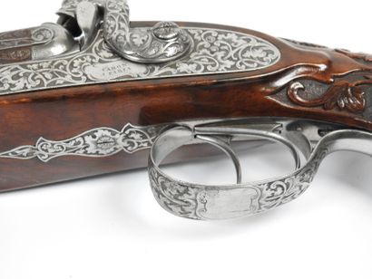 Grand pistolet à percussion, double canons...
