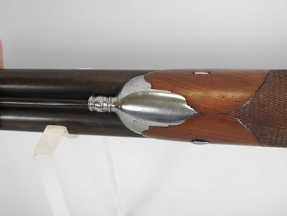 Fusil à silex à double canon en table bleui...