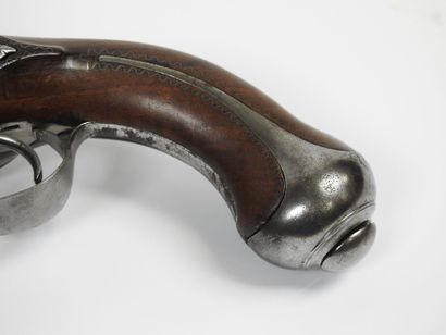 Pistolet à silex à double canon en table,...