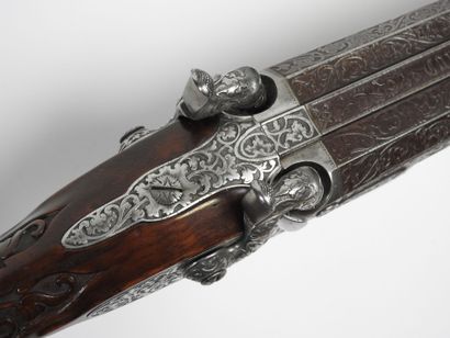 Grand pistolet à percussion, double canons...