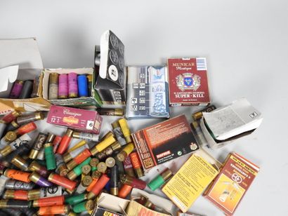 Lot de cartouches de chasse dont 20, 16 et...