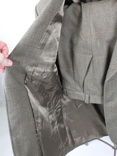 GASTINE RENETTE.
Veste et knickers en laine.
Taille...