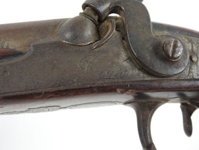 Fusil à chiens extérieurs à canons juxtaposés,...