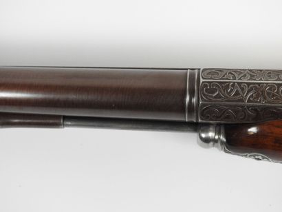 Grand pistolet à percussion, double canons...