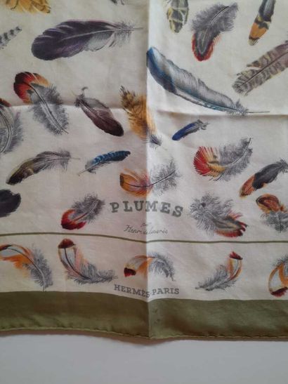 HERMES, PARIS
Carré en twill de soie modèle...
