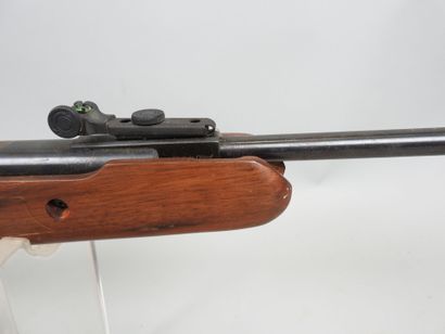 Carabine à plomb STOEGER modèle X5, calibre...