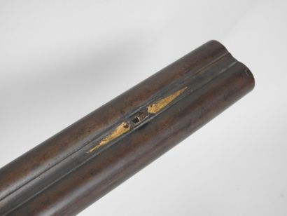 Fusil à silex à double canon en table bleui...