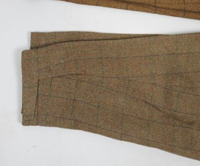 HOLLAND & HOLLAND.
Deux knickers de chasse...