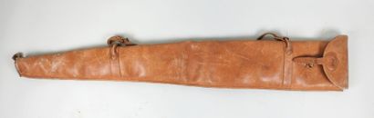 Housse de fusil en cuir, chiffrée 