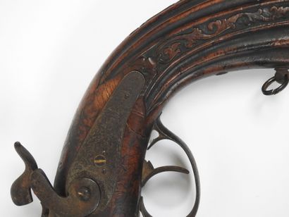 Pistolet à percussion, double canons superposés,...