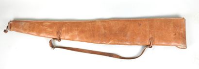 Housse de fusil en cuir, chiffrée 