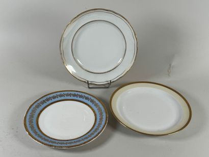 LEVEILLÉ-G. BOYER à Limoges.
Trois assiettes...