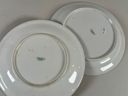 LEVEILLÉ-G. BOYER à Limoges.
Trois assiettes...