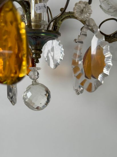 Lustre en laiton à trois bras de lumière...