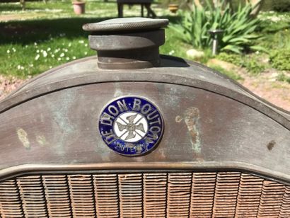 DE DION BOUTON car radiator made in Puteaux...