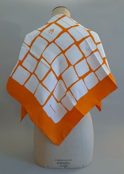 MASERATI.
Silk twill square with geometric...