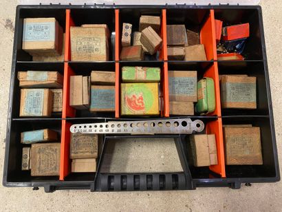 Lot of boxes of calibrated bearing balls...