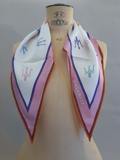 MASERATI.
Double point in silk twill decorated...