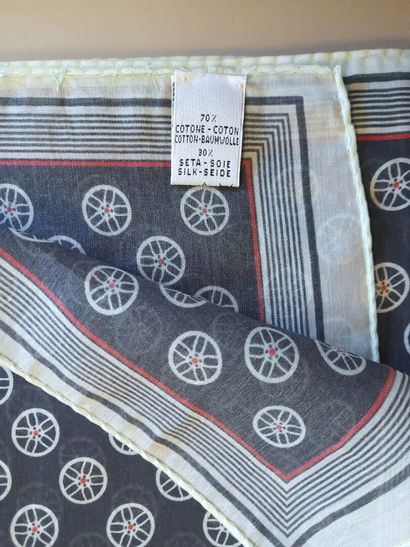 LAMBORGHINI.
Cotton and silk scarf decorated...
