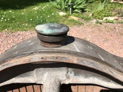 DE DION BOUTON car radiator made in Puteaux...