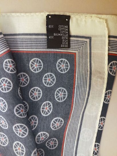 LAMBORGHINI.
Cotton and silk scarf decorated...
