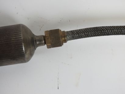 Set of two TECALEMIT grease guns, circa 1930.
Length:...