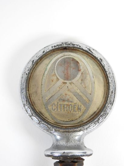 Citroën metal radiator cap with integrated...