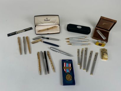 PARKER.
Collection of six ballpoint and fountain...