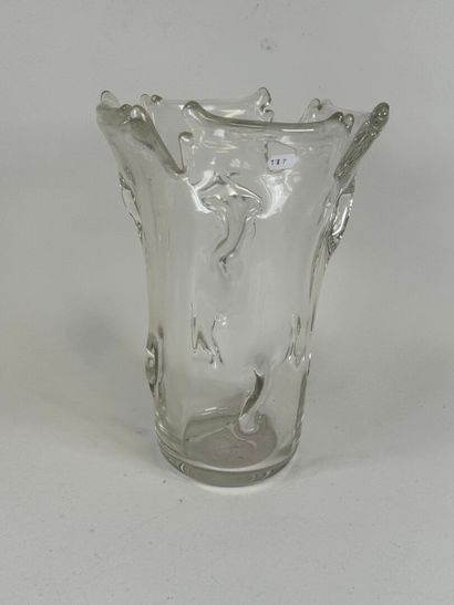 SCHNEIDER, attributed to.
Large crystal vase...