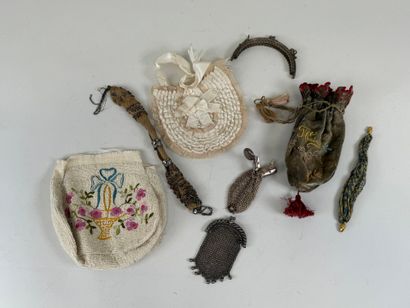 Lot comprising small bags, avaricious purses...