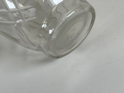BAYEL.
Crystal vase.
H. 20 cm.
Crystal v...