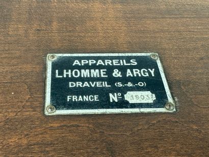 LHOMME & ARGY in Paris.
Metal and cast-iron...