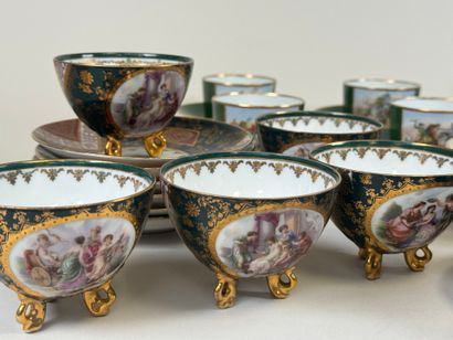 Lot of polychrome porcelain tases decorated...