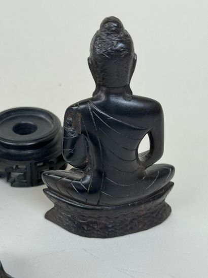 Lot including :
- small cloisonné bronze...
