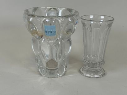 SEVRES, France.
Crystal vase with gadroon...