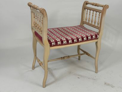 Small bench in lacquered wood, H-shaped brace,...