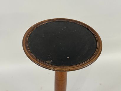Small circular tripod pedestal table in mahogany,...