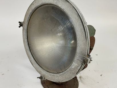 HOLOPHANE.
Important projecteur industriel...