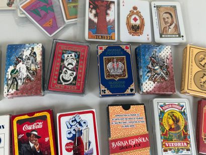 Collection de vingt-quatre jeux de cartes,...