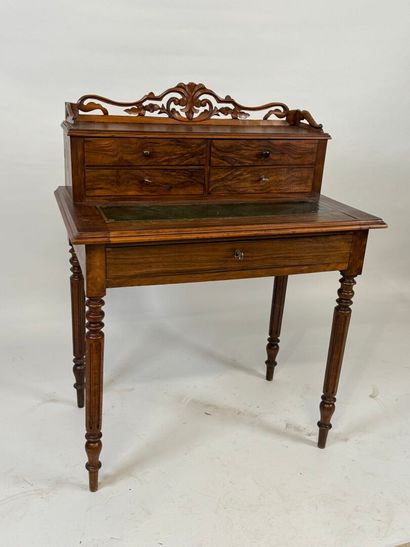 Step desk in wood, opening with a drawer...