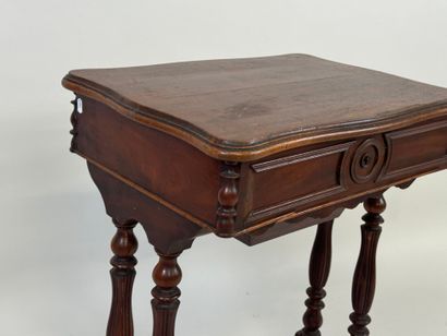 Mahogany veneered working table opening with...