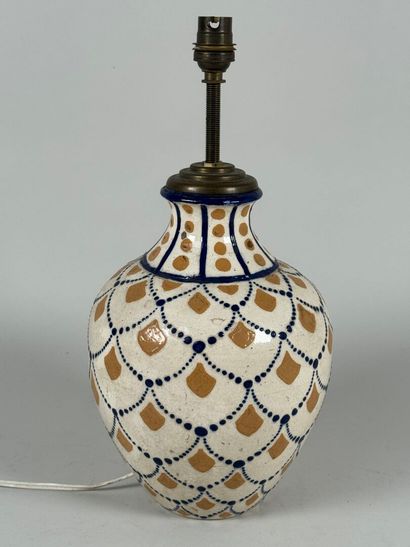 Alfred RENOLEAU (1854-1930).
Ceramic vase...