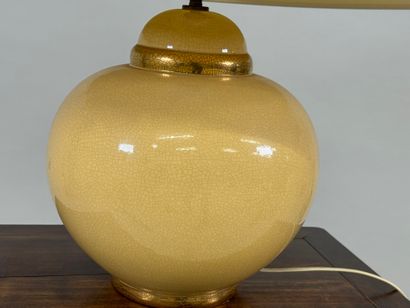KOSTKA.
Crackled ceramic lamp on yellow ground...