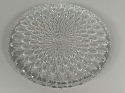 BACCARAT, France.
Dessous de plat en cristal...