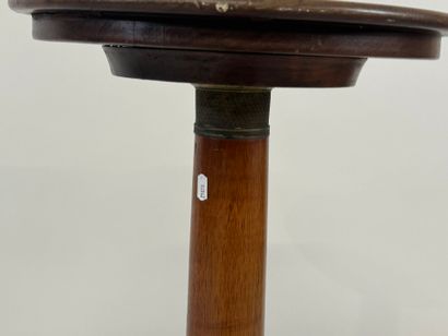 Small circular tripod pedestal table in mahogany,...